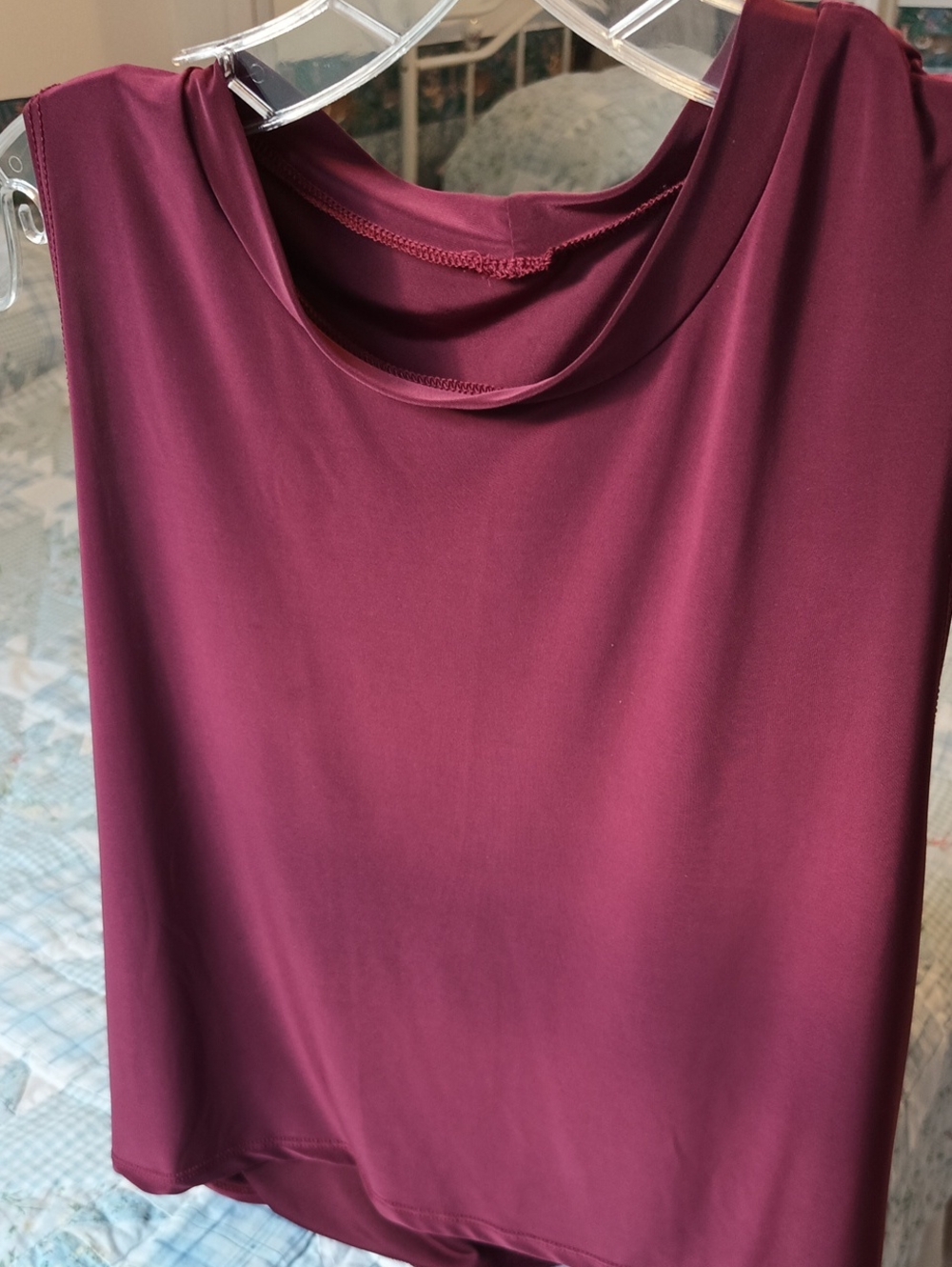 Sz. LG Onzie Maroon/Burgundy "Tempo" Flowy Active Workout Tank Top NWT
